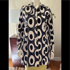 *DONATED*   SOLD Original and detailed trench coat in cream and black. Size S/M.